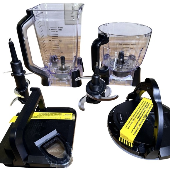 NEW Ninja 72oz Pitcher & 64oz Food Processor Blender Attachment w/ Lids & Blades